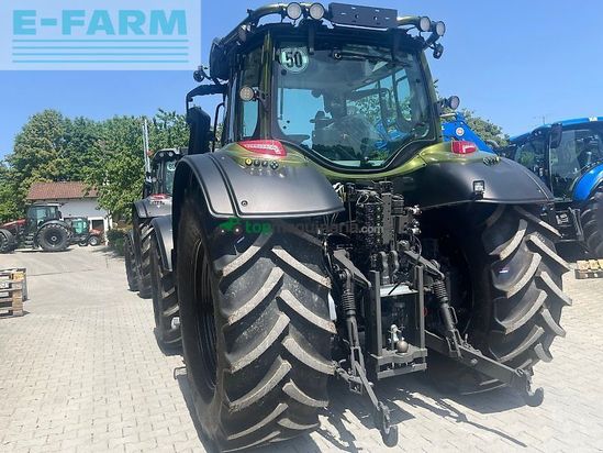Tractor agrícola - Valtra - n 175 d forst mit rüfa und forstkabine
