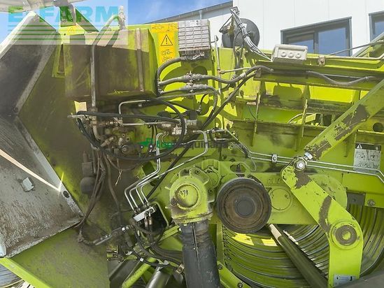 Empacadora gigant - Claas - quadrant 2200