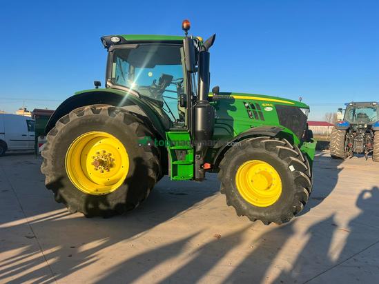 Tractor agrícola - John Deere - 6215R