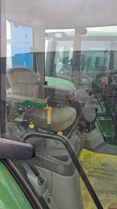 Tractor agrícola - John Deere - 6115M