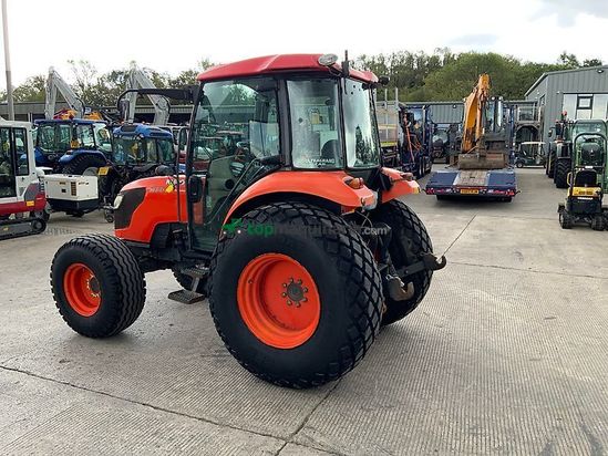 Tractor agrícola - Kubota - m6040 hydraulic shuttle tractor (st27481)