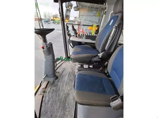 Cosechadora de Cereal - New Holland - cr9-90st