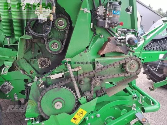 Empacadora gigant - John Deere - v461r