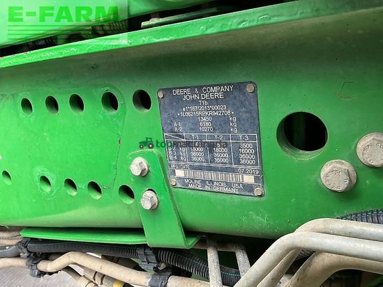 Tractor agrícola - John Deere - 6215r premium edition tractor (st26314)