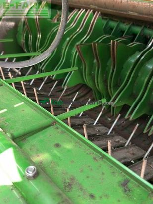 Empacadora gigant - John Deere - v461r