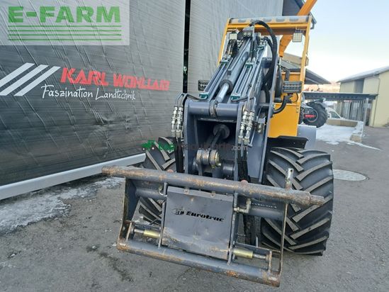 Minicargadora - Eurotrac - t13f