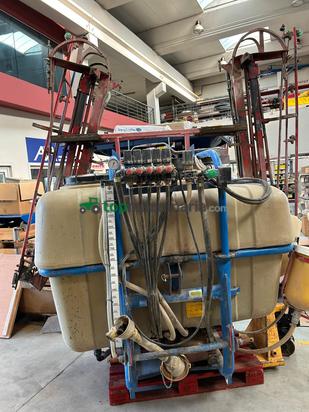 Pulverizador suspendido Aguirre 1200