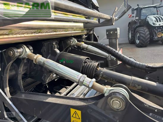 Empacadora gigant - Claas - cerex 760 rc