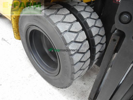 Elevadora - Hyundai - 50da-9a triplex 4,4m + ss + zv + zwillingsreifen