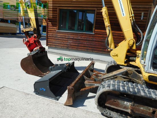Excavadora - Kobelco - new holland e80-1es mit powertilt ( 8.290kg )