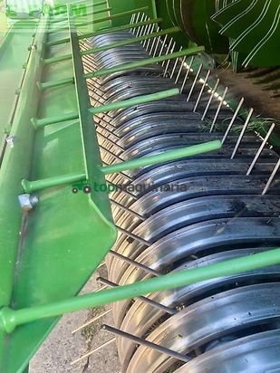 Empacadora gigant - John Deere - v461m - variable kammer
