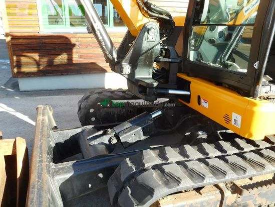 Excavadora - JCB - 86 c-1 ( 8.775kg )
