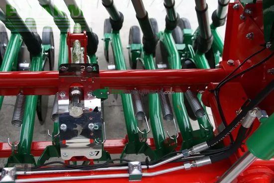 Sembradora - Agro-Masz - aktion-sr 300-doppelscheibe-andruckrolle-neu