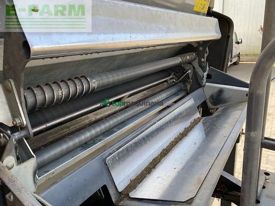 Empacadora gigant - Claas - variant 485 rc