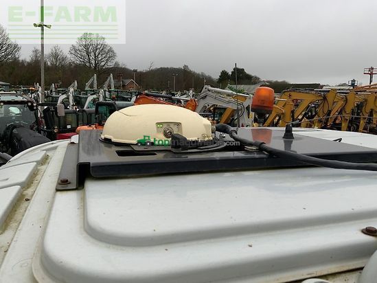 Tractor agrícola - Massey Ferguson - 7720 dyna6 tractor (st25101)