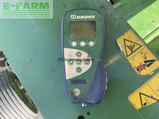 Empacadora gigant - Krone - v 150 xc