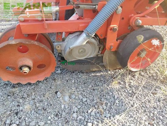 Sembradora monograno mecanica - Kuhn - planter ii 8 rangs