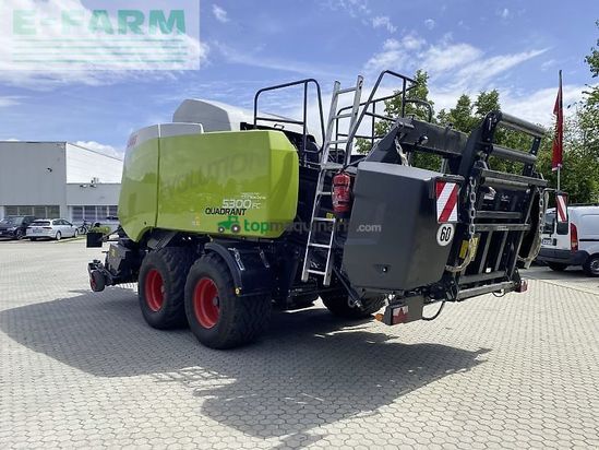 Empacadora gigant - Claas - quadrant 5300 fc t