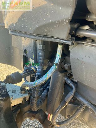 Tractor agrícola - Claas - nexos 220 ve cabine 4rm VE