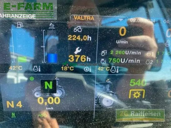 Tractor agrícola - Valtra - g135v 1b9