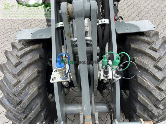 Minicargadora - Giant - g 2700hd+ mit kabine & weidemann hv