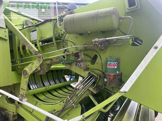 Empacadora gigant - Claas - quadrant 2200