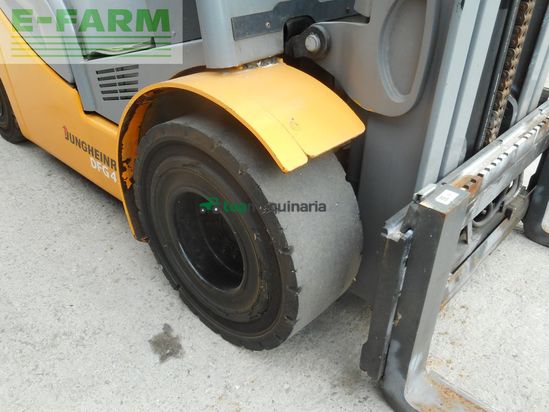 Elevadora - Jungheinrich - dfg425s triplex 4,4m + ss + 4. kreis