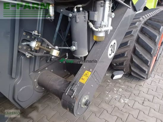 Cosechadora de Cereal - Claas - lexion 6900 terratrac + vario v 930