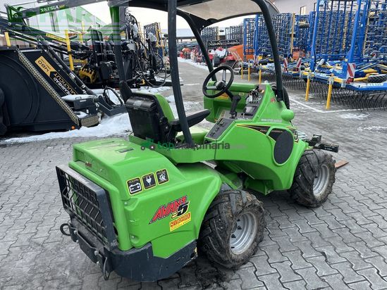 Minicargadora - Avant - 5e tele nur 270h