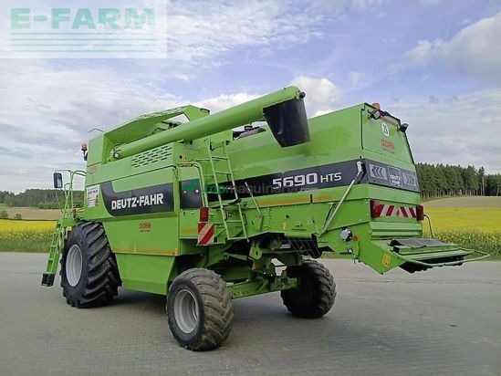 Cosechadora de Cereal - Deutz-Fahr - 5690 hts mit sw dh 720 a+tw