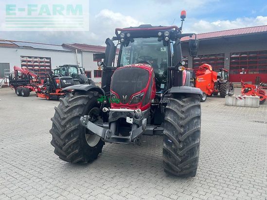 Tractor agrícola - Valtra - n154 a mit fk und rüfa