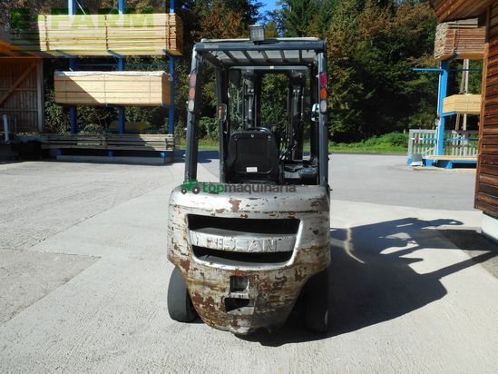 Elevadora - Nissan - y1f2a25 triplex 4,75m + ss + ls