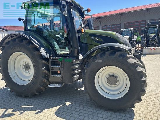 Tractor agrícola - Valtra - n 155 a forst m. rüfa und fk