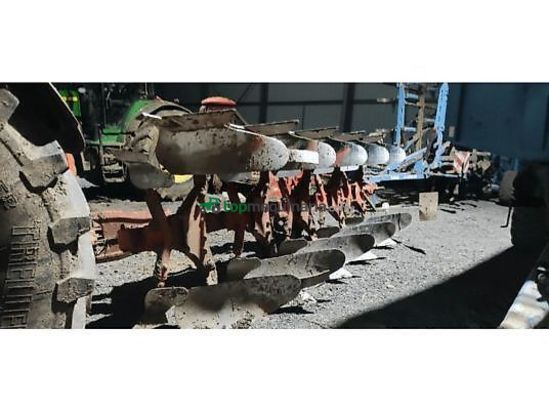 Arado - Kuhn - varimaster 153