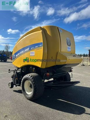Empacadora gigant - New Holland - roll belt 180