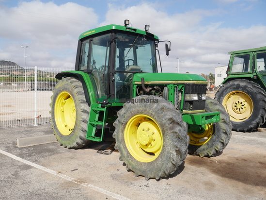 Tractor agrícola - John Deere - 6400