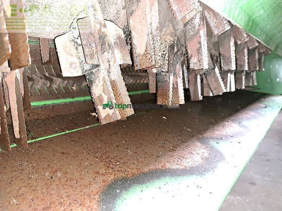 Cosechadora de Cereal - John Deere - t670