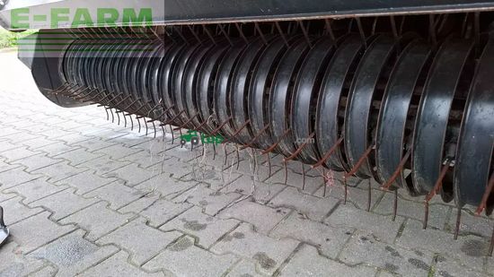 Empacadora gigant - New Holland - rb 180