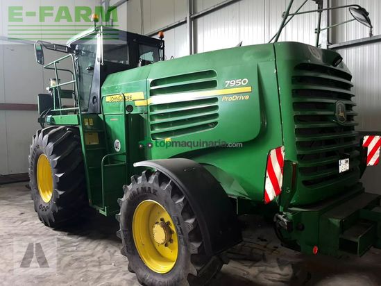 Cosechadora de Cereal - John Deere - 7950