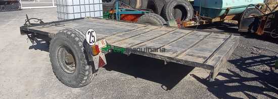 Plataforma porta-máquina basculante