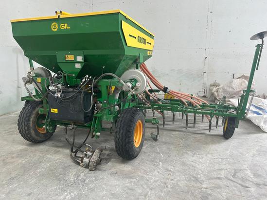 Sembradora Gil  Modelo Airsem combinada 