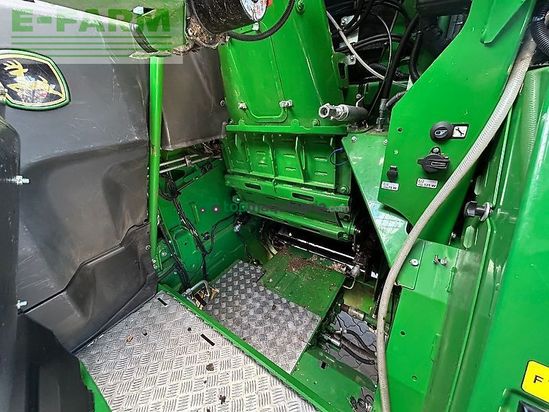 Cosechadora de Cereal - John Deere - 9700i