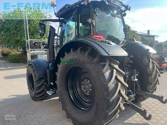 Tractor agrícola - Valtra - n155d m. rüfa und forstkabine