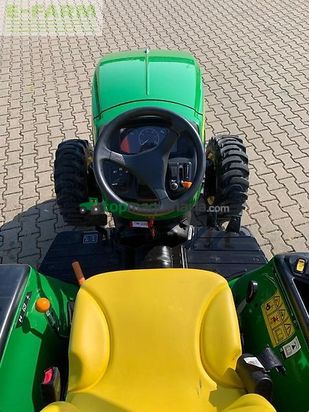 Tractor agrícola - John Deere - 3025e
