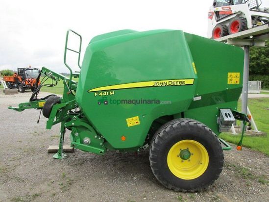 Empacadora gigant - John Deere - f441m
