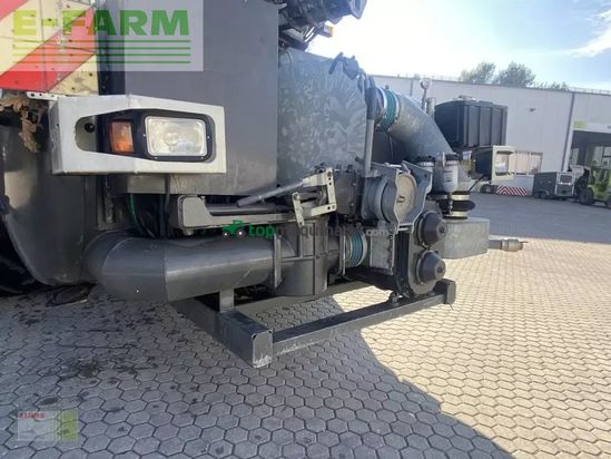 Esparcidor - Claas - xerion 3800 trac vc mit gülleaufbau sgt TRAC VC
