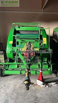 Empacadora gigant - McHale - v660