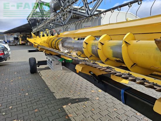 Cosechadora de Cereal - New Holland - cx 6090