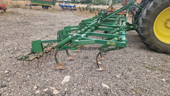 Cultivador - 25 brazos con rastra 