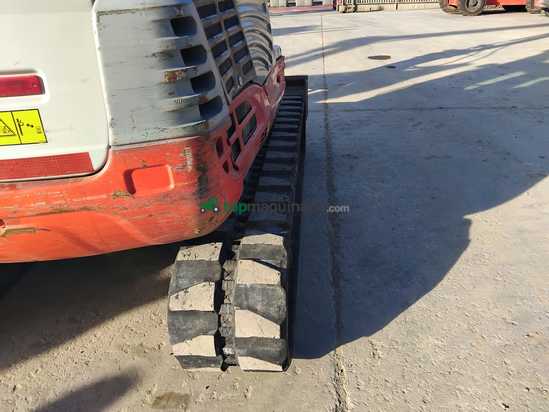 Miniexcavadora TAKEUCHI TB250